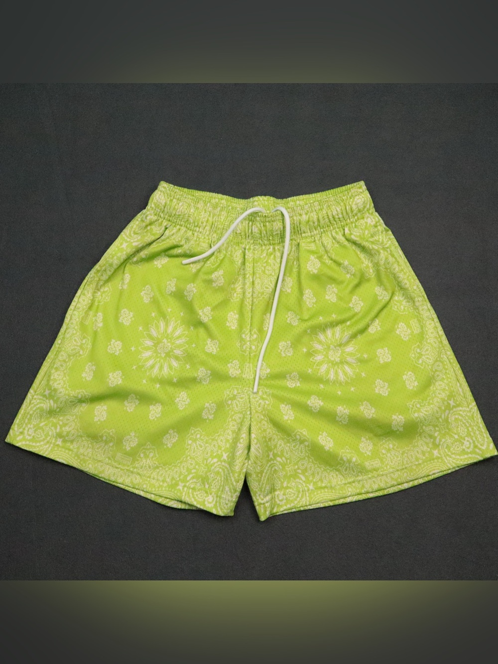 Bravest Studios Sulfur Green Paisley Mesh Shorts Mens Size Medium M Vibe